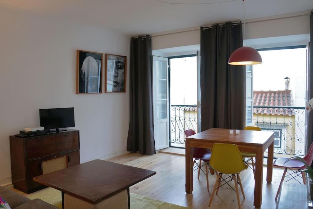 Two Bedroom Apt In Historic Location! Close To The River Lisboa Exterior foto